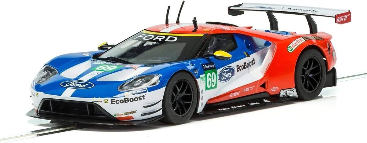 Test de la Ford GT GTE n°69 Scalextric : performance à Le Mans