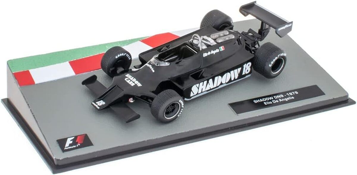Test : voiture formule 1 OPO 10 à l'échelle 1 : 43