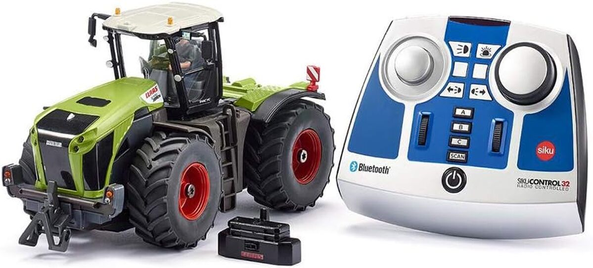 Test du tracteur télécommandé Claas Xerion 5000 par Siku
