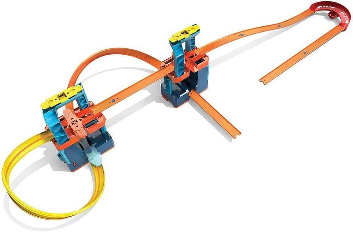 Test : hot Wheels Track Builder Kit Ultra Boost et accessoires