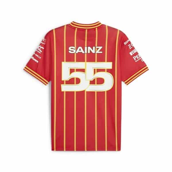 Découvrez notre avis complet sur le maillot Ferrari Carlos Sainz rouge en taille M. Analyse de la qualité, du confort et du style pour les fans de F1.