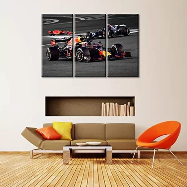 Découvrez notre avis sur la décoration murale TUMOVO format 152x101 cm. Apportez une touche de vitesse et d'élégance à votre intérieur avec ce tableau formule 1 design.