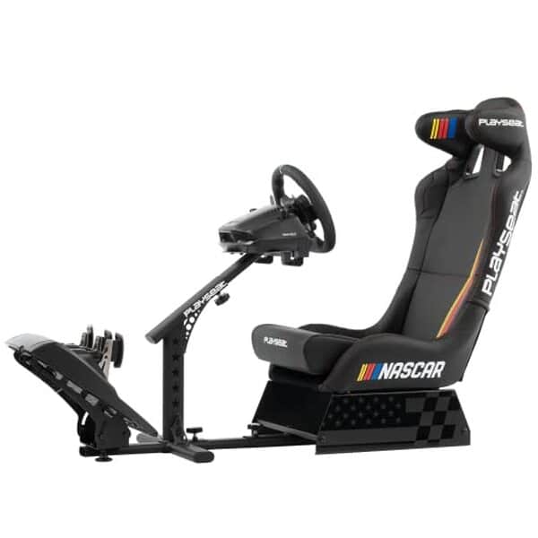 Découvrez notre test complet du playseat evolution : plongez dans l'univers NASCAR avec ce siège de simulation ultra-réaliste, confort et performance garantis pour les passionnés de course automobile.